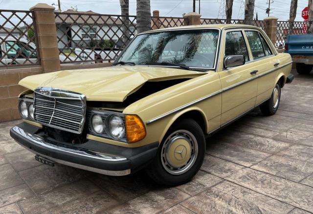 12312312040126 - 1977 MERCEDES-BENZ 240D SEDAN BEIGE photo 2