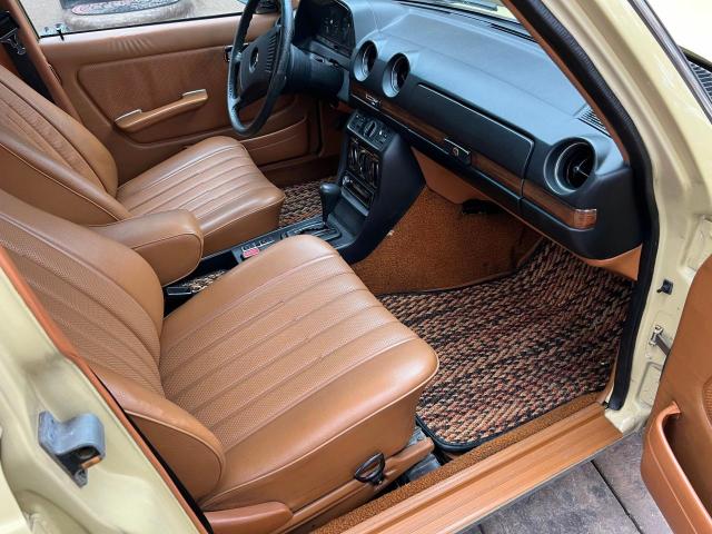 12312312040126 - 1977 MERCEDES-BENZ 240D SEDAN BEIGE photo 5