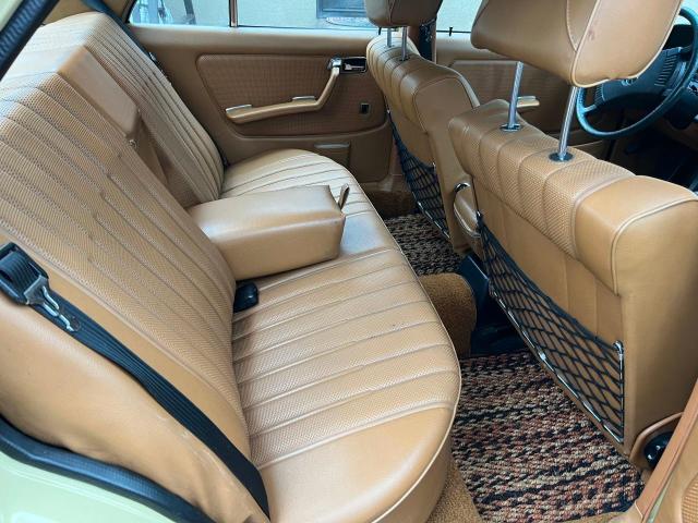 12312312040126 - 1977 MERCEDES-BENZ 240D SEDAN BEIGE photo 6