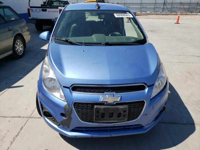 KL8CD6S98FC739262 - 2015 CHEVROLET SPARK 1LT BLUE photo 5