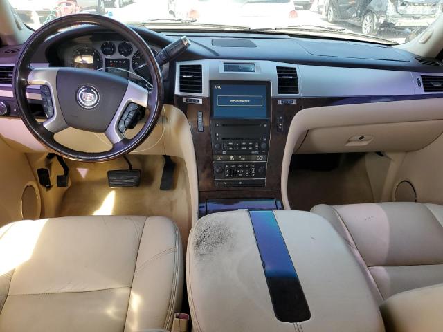 1GYFK668X7R312170 - 2007 CADILLAC ESCALADE ESV TAN photo 8