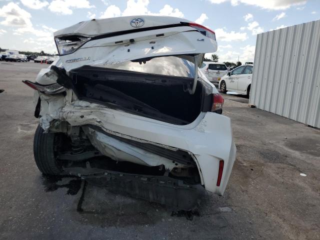 5YFEPMAE8MP180908 - 2021 TOYOTA COROLLA LE Սպիտակ լուսանկար 6