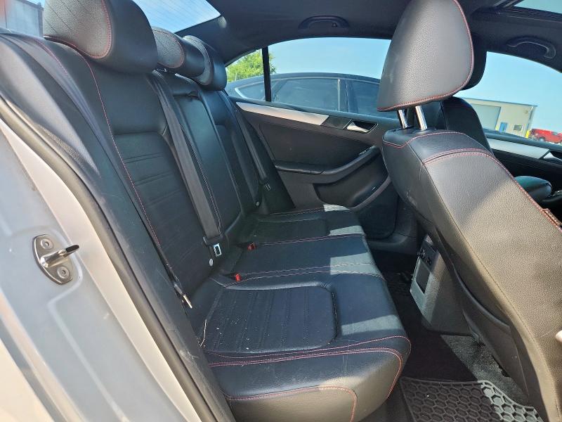 3VW467AJ0DM248300 - 2013 VOLKSWAGEN JETTA GLI 银色 照片 10