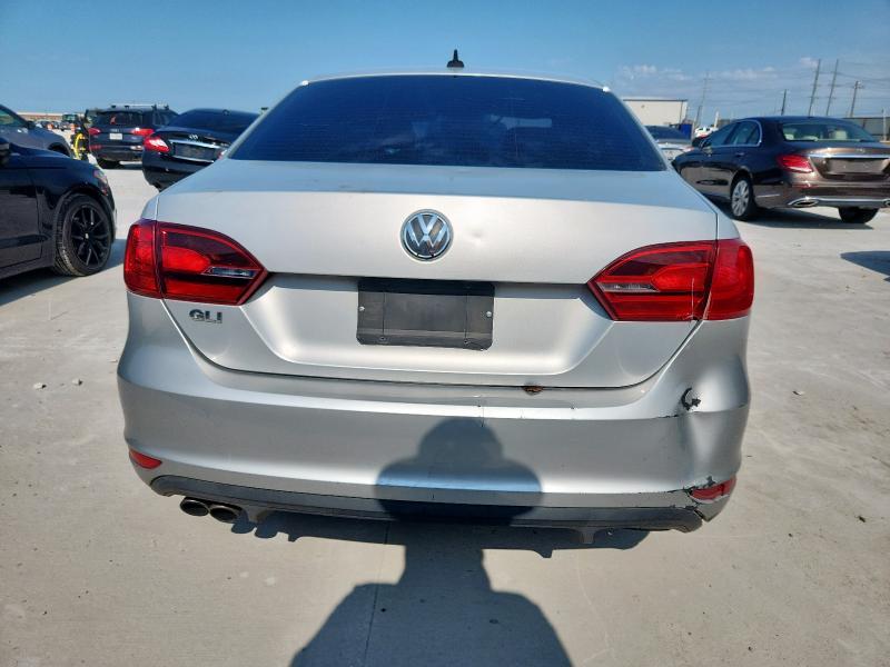3VW467AJ0DM248300 - 2013 VOLKSWAGEN JETTA GLI 银色 照片 6