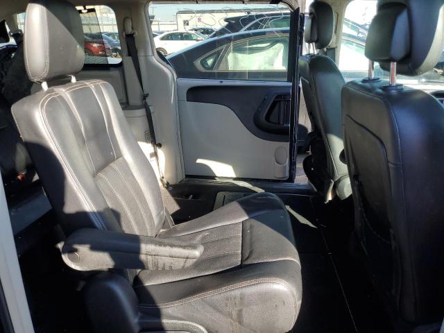 2C4RC1CG8CR413498 - 2012 CHRYSLER TOWN & COU TOURING L BLACK photo 11