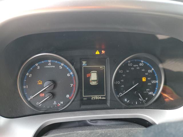 JTMZFREV8JJ747856 - 2018 TOYOTA RAV4 LE თეთრი ფოტო 9