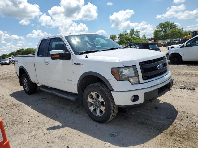 1FTFX1ET9EFC99040 - 2014 FORD F150 SUPER CAB WHITE photo 4