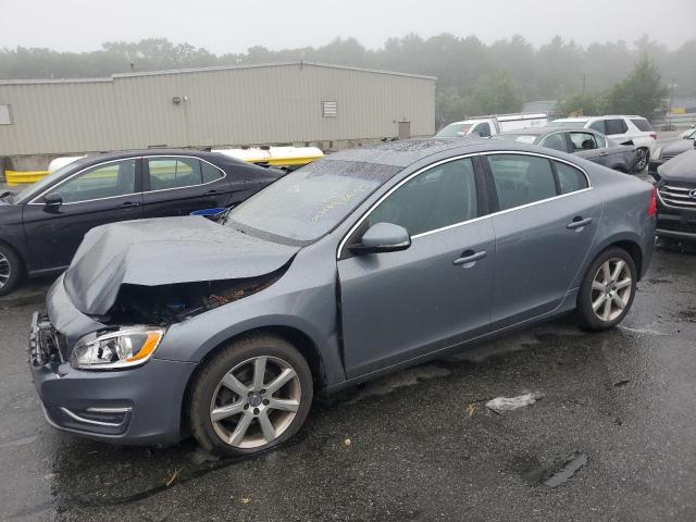 2016 VOLVO S60 PREMIER, null