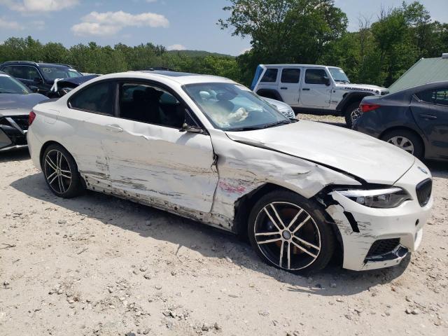 WBA2J7C51KVD61250 - 2019 BMW M240XI WHITE photo 4