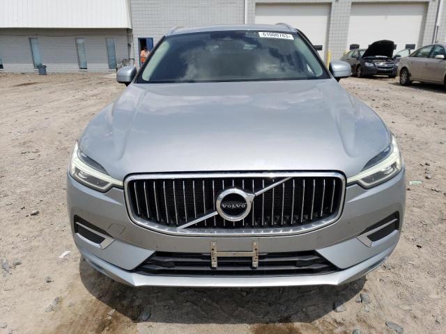 YV4102RL4J1065973 - 2018 VOLVO XC60 T5 INSCRIPTION SILVER photo 5