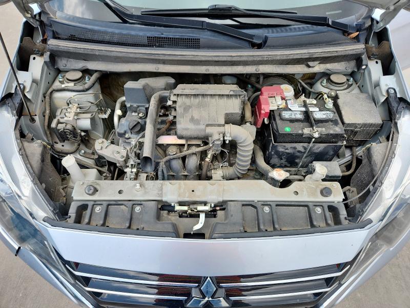 ML32FUFJ4NHF07190 - 2022 MITSUBISHI MIRAGE G4 ES 银色 照片 11