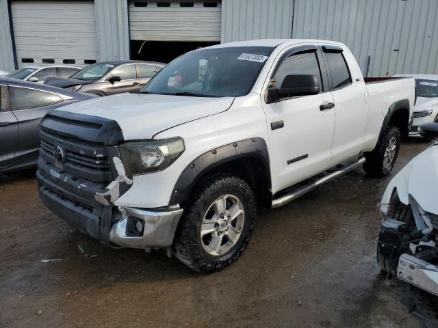 5TFUW5F10GX568019 - 2016 TOYOTA TUNDRA DOUBLE CAB SR/SR5 WHITE photo 1