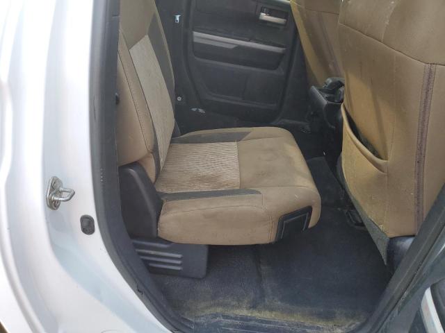 5TFUW5F10GX568019 - 2016 TOYOTA TUNDRA DOUBLE CAB SR/SR5 WHITE photo 10