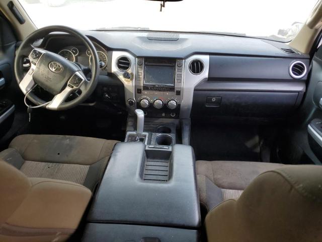 5TFUW5F10GX568019 - 2016 TOYOTA TUNDRA DOUBLE CAB SR/SR5 WHITE photo 8