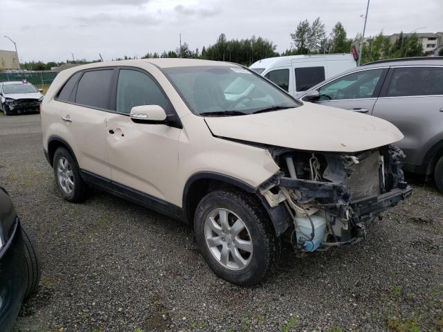 5XYKT3A11BG128883 - 2011 KIA SORENTO BASE CREAM photo 4