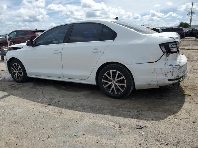 3VWB67AJ7HM282425 - 2017 VOLKSWAGEN JETTA SE WHITE photo 2