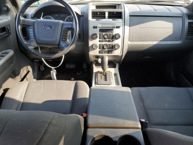 1FMCU9D7XBKB85769 - 2011 FORD ESCAPE XLT GRAY photo 8