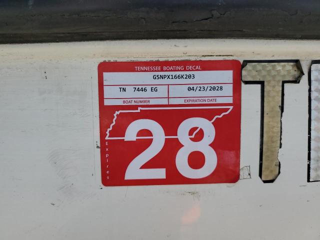 GSNPX166K203 - 2007 STRATOS BOAT W/TRL 双色 照片 10