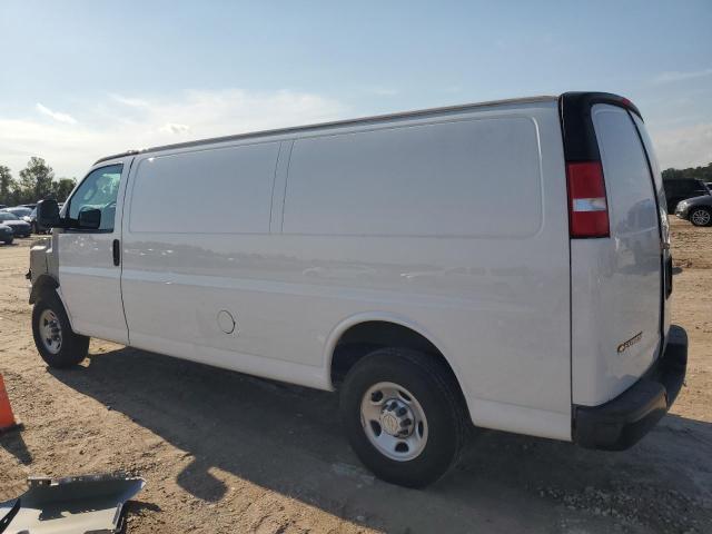 1GCWGBFP0P1160373 - 2023 CHEVROLET EXPRESS G2 WHITE photo 2