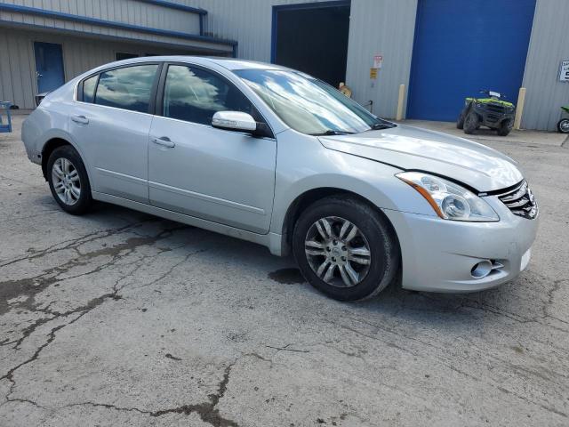 1N4AL2AP2CN445050 - 2012 NISSAN ALTIMA BASE SILVER photo 4