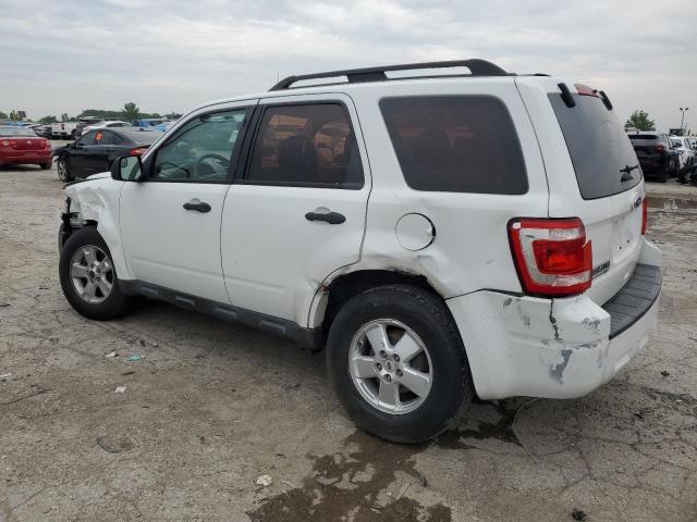 1FMCU9C72BKA50450 - 2011 FORD ESCAPE XLS WHITE photo 2