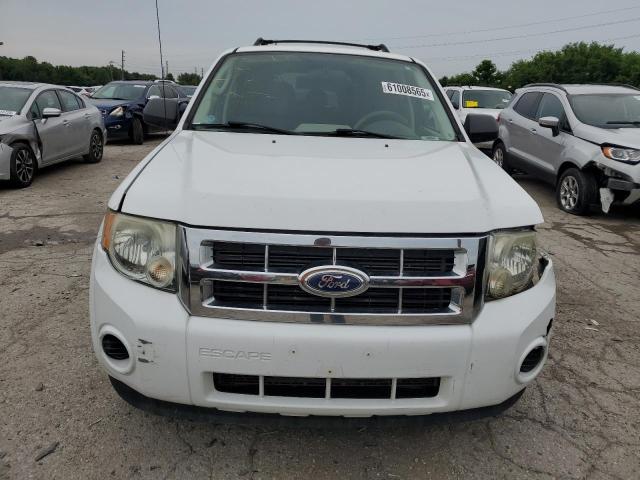 1FMCU9C72BKA50450 - 2011 FORD ESCAPE XLS WHITE photo 5