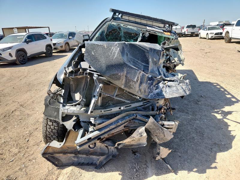 1GCGTEEN8H1288993 - 2017 CHEVROLET COLORADO ZR2 BLACK photo 5