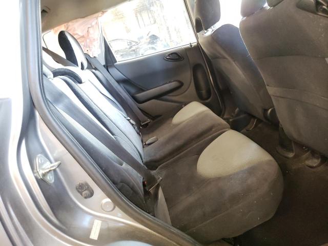 JHMGD37647S062402 - 2007 HONDA FIT S GRAY photo 10