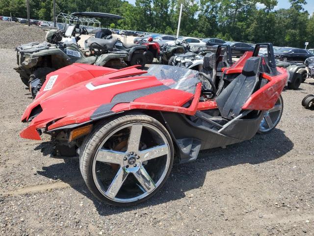 57XAAPFA2G7115816 - 2016 POLARIS SLINGSHOT SL RED photo 2