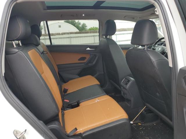 3VV2B7AX3KM176145 - 2019 VOLKSWAGEN TIGUAN SE WHITE photo 11