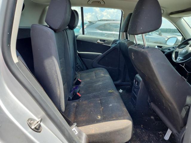 WVGAV7AX7DW537912 - 2013 VOLKSWAGEN TIGUAN S 银色 照片 11