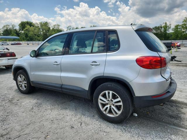 WVGAV7AX7DW537912 - 2013 VOLKSWAGEN TIGUAN S 银色 照片 2