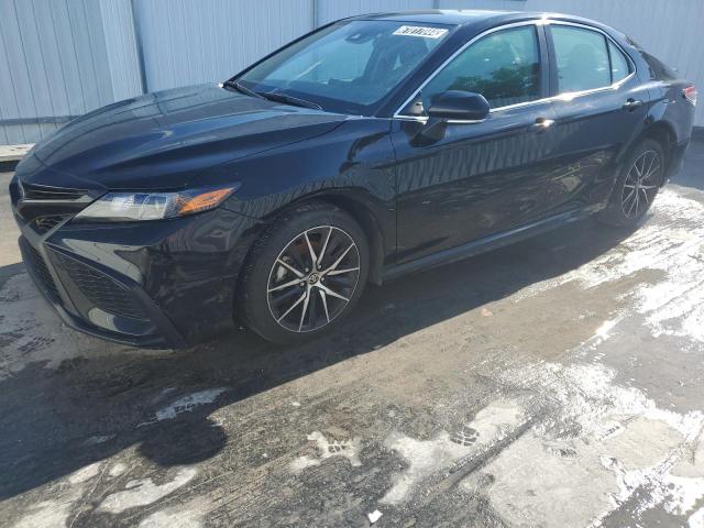 4T1G11AK7PU770454 - 2023 TOYOTA CAMRY SE NIGHT SHADE BLACK photo 1