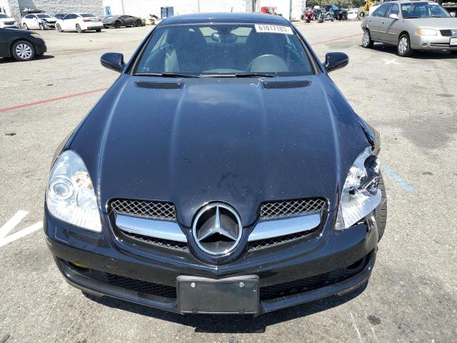 WDBWK5EA9AF229535 - 2010 MERCEDES-BENZ SLK 300 BLACK photo 5