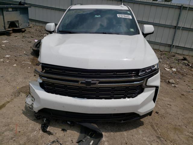 1GNSKRKD8NR290599 - 2022 CHEVROLET TAHOE K1500 RST WHITE photo 5