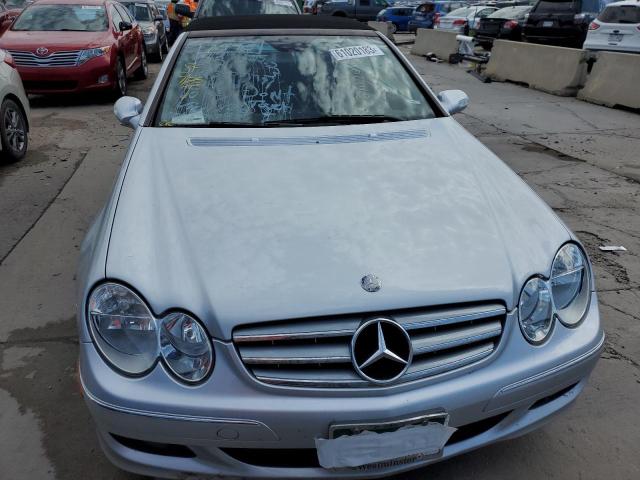 WDBTK56F46F201436 - 2006 MERCEDES-BENZ CLK 350 SILVER photo 11