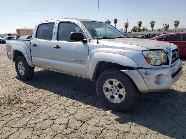 5TEJU62N75Z079243 - 2005 TOYOTA TACOMA DOUBLE CAB PRERUNNER SILVER photo 4