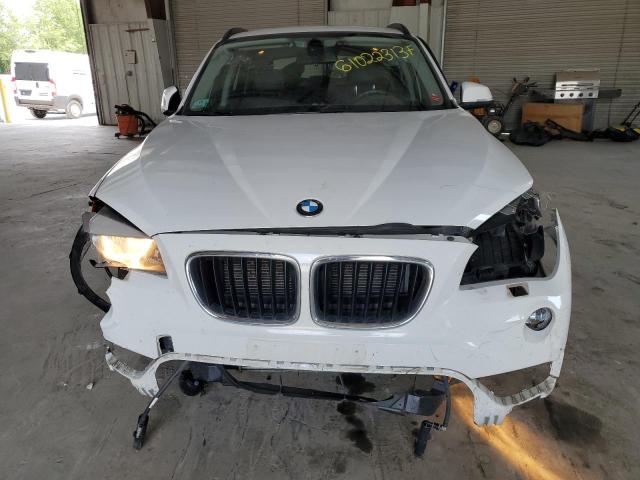 WBAVL1C56EVY11867 - 2014 BMW X1 XDRIVE28I WHITE photo 5