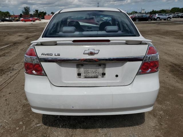 KL1TD56608B047658 - 2008 CHEVROLET AVEO BASE WHITE photo 6