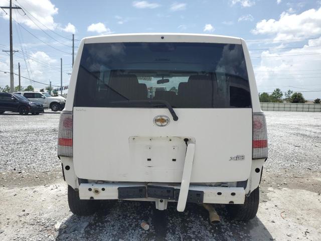 JTLKT324750205120 - 2005 TOYOTA SCION XB WHITE photo 6