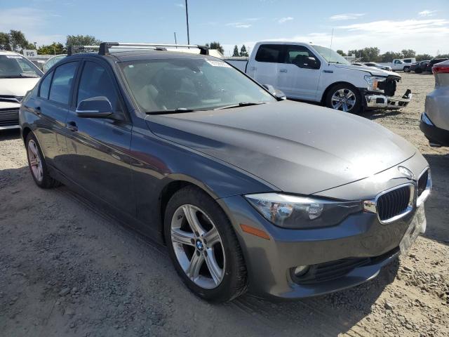 WBA3C3G58ENS71063 - 2014 BMW 320 I XDRIVE GRAY photo 4