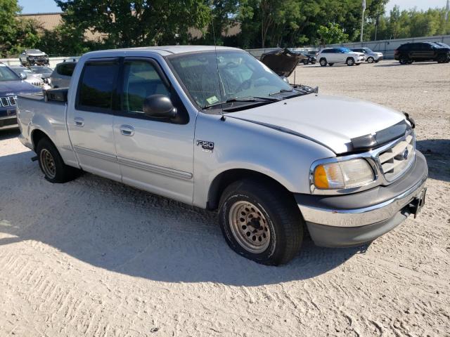 1FTRW07613KC44605 - 2003 FORD F150 SUPERCREW SILVER photo 4