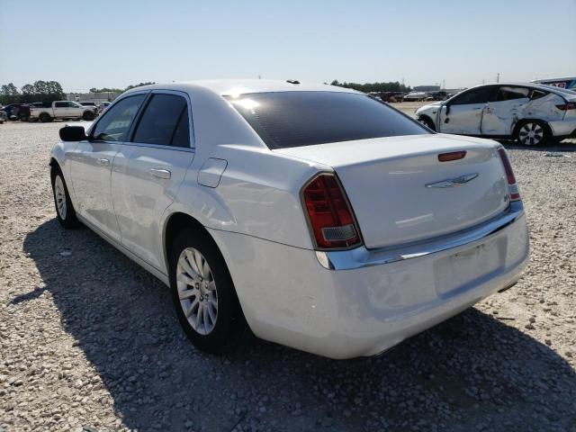 2C3CCAAG3DH732621 - 2013 CHRYSLER 300 WHITE photo 3