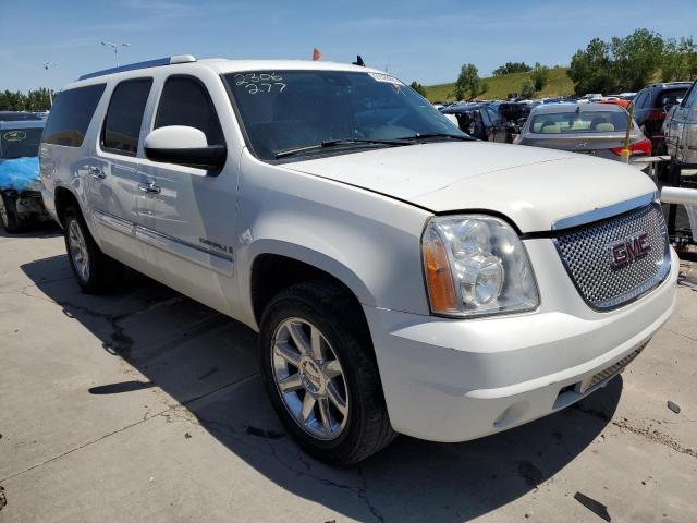 1GKFK668X7J344142 - 2007 GMC YUKON XL DENALI WHITE photo 4