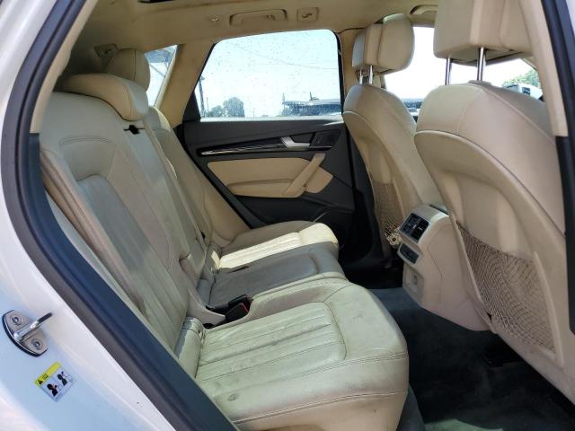 WA1ANAFY5K2057501 - 2019 AUDI Q5 PREMIUM WHITE photo 11