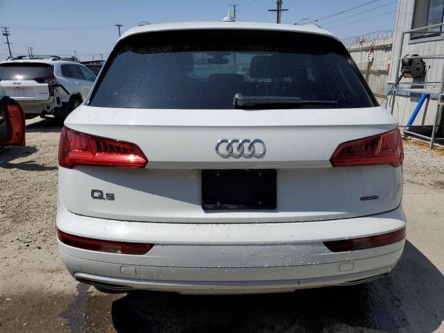 WA1ANAFY5K2057501 - 2019 AUDI Q5 PREMIUM WHITE photo 6