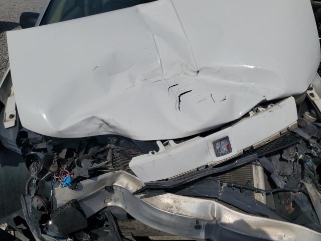 1G8AJ52F53Z143164 - 2003 SATURN ION LEVEL 2 WHITE photo 11