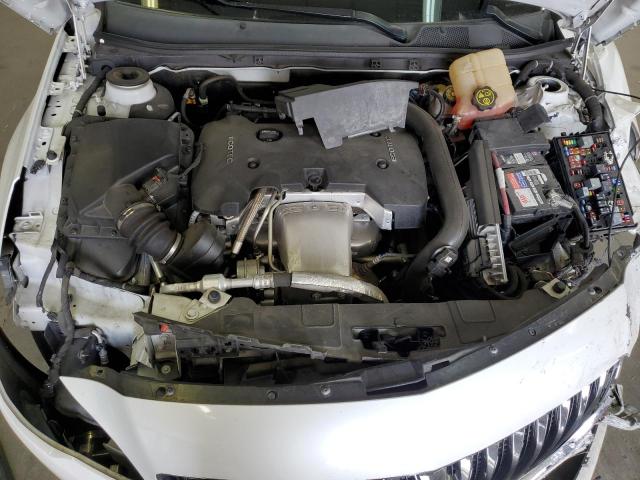 2G4GK5EX1G9111793 - 2016 BUICK REGAL WHITE photo 11