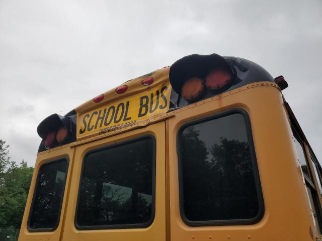 4DRBUAAN57B486022 - 2007 IC CORPORATION 3000 YELLOW photo 9