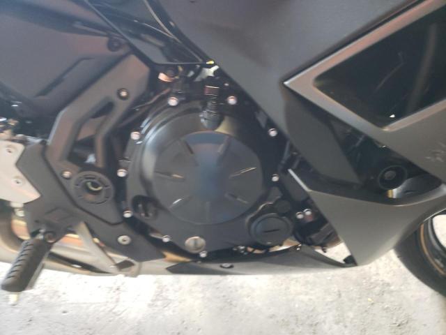 ML5EXER18PDA90217 - 2023 KAWASAKI EX650 R Сұр фото 7